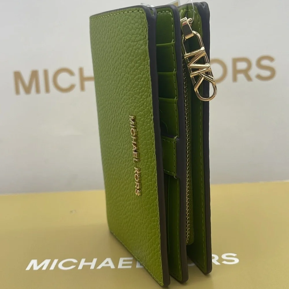 MICHAEL KORS Medium Pebbled Leather Bifold Wallet MEADOW GREEN NWT